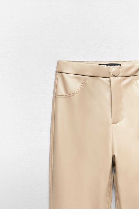 Нов Zara кожен панталон, размер S