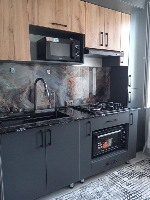 Мусоффа Маскан 2/9/10 Евро РЕМОНТ Мебел ва техникалари билан Сотаман.