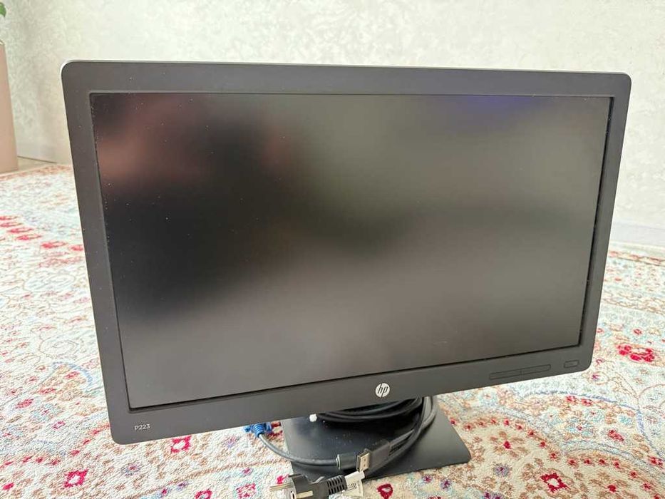 Монитор HP ProDisplay P223