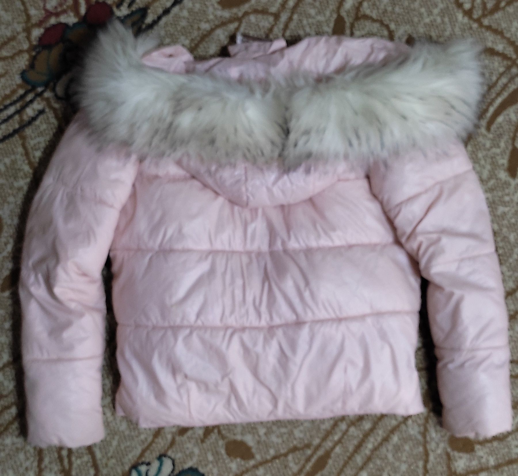Зимняя куртка для девочки