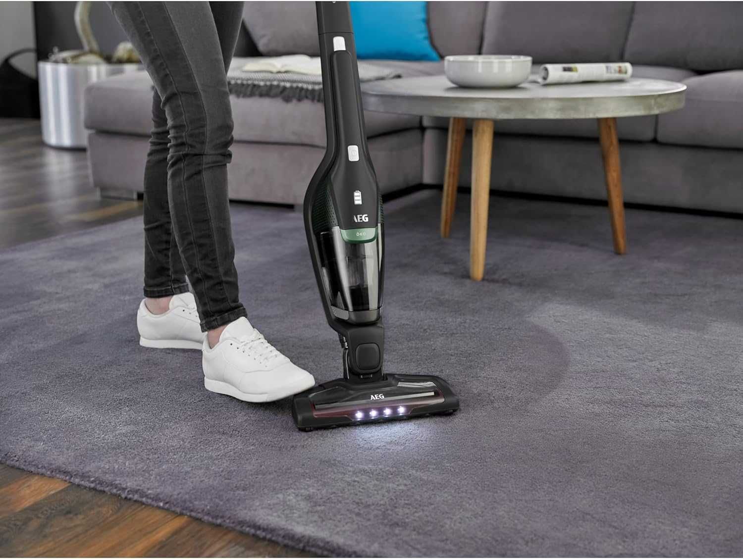 AEG CX7 X-Flexibility 2в1 Безжична прахосмукачка, до 45 мин работа,LED