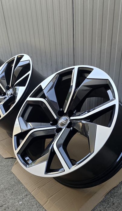 23" оригинални джанти  Audi Q8 ,RSQ 8