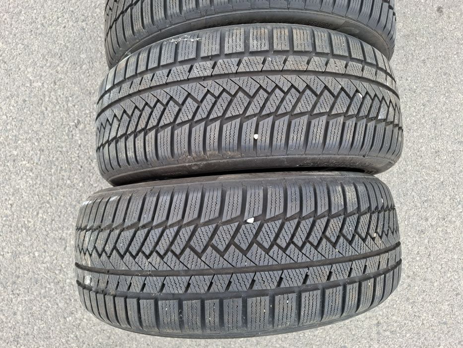 4бр. Зимни гуми 215/50(235/45) R18 Continental