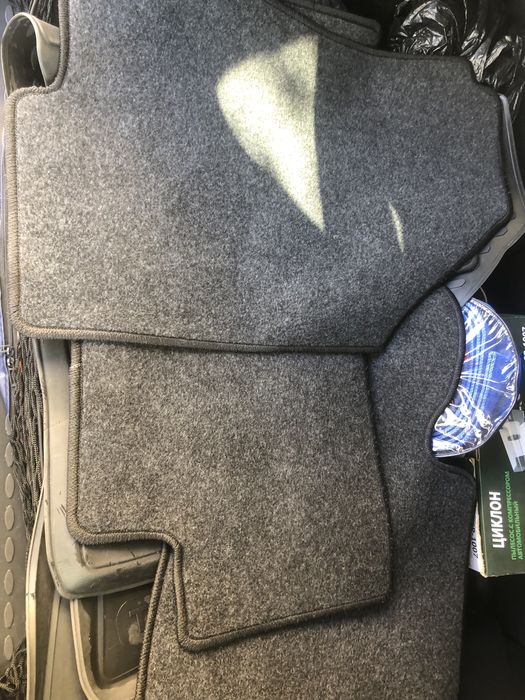 Продам оригинальные коврики на тюксон hyundai tucson