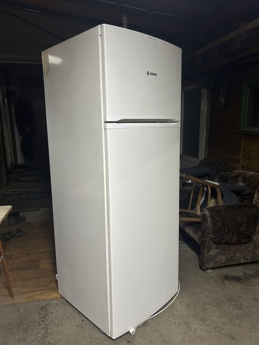 Продам холодильник Bosch