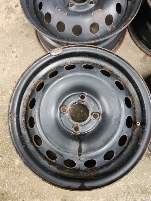 Vând Set Jante 4x100 R15 Dacia Logan MCV Sandero Renault Clio Modus