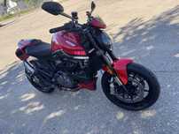 Ducati Monster 937