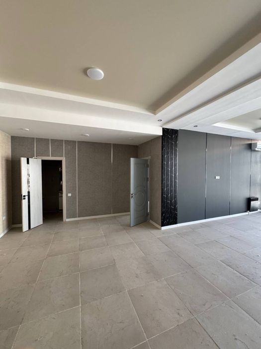 Нежилое помещение продаётся в Бизнес Центре Ориентир Аэропорт Карзинка