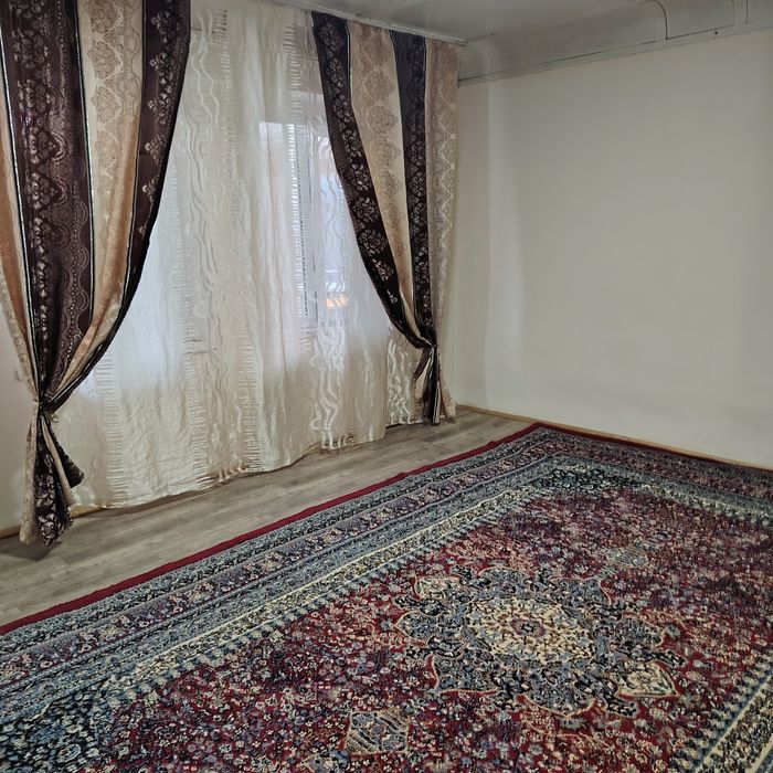 Ижарага ховли уй