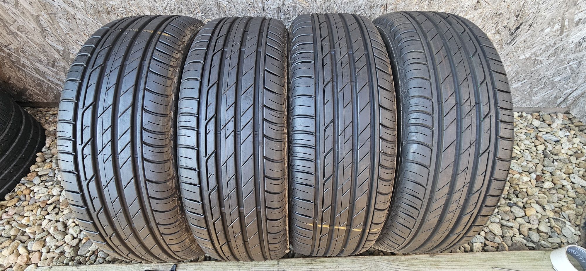Anvelope Bridgestone Turanza T001 195/60 R16 89H