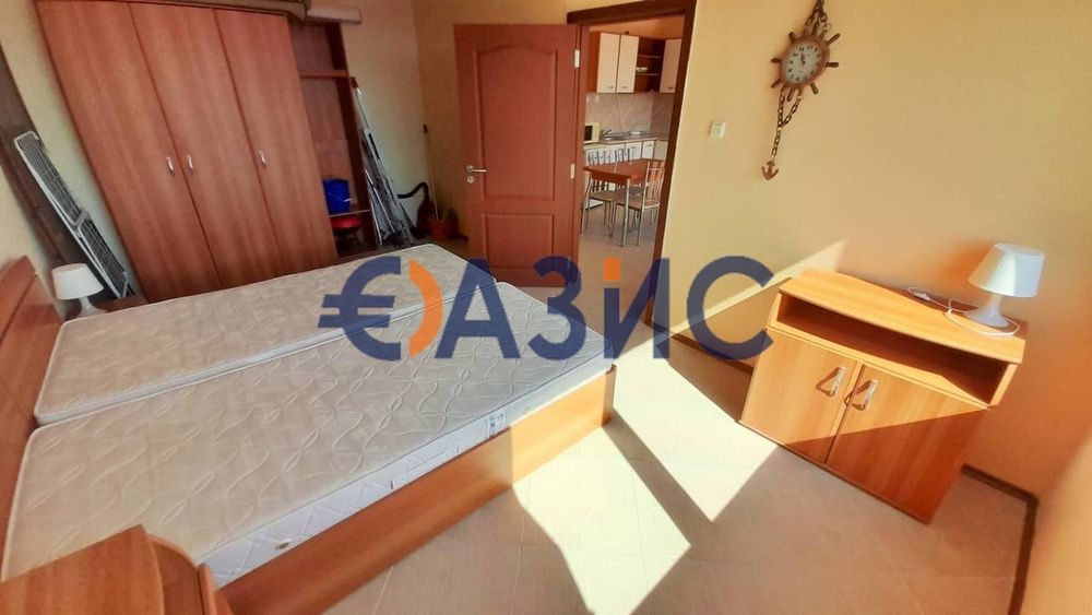 Продава се Тристаен апартамент в к.к. Слънчев бряг - 90 кв.м за 800 €/кв.м - Снимка #9