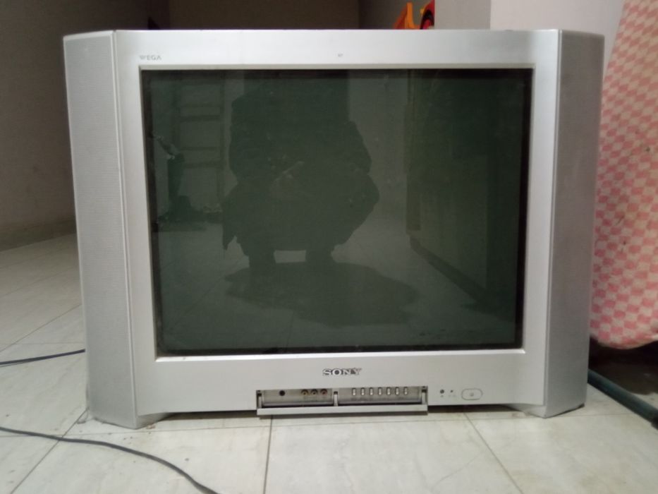 телевизор Sony 72 см