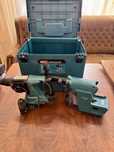 Makita DHR242ZJW перфоратор с хепа филтърна прахосмукачка
