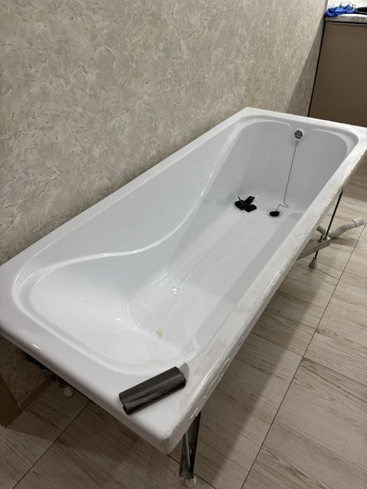 Продам ванну б/у