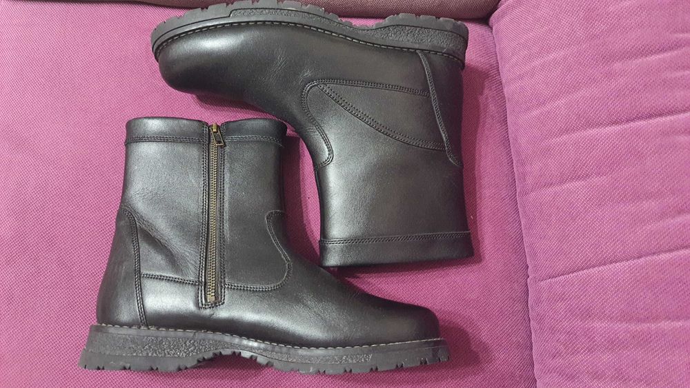 Ghete piele naturala, blanita naturala de miele, de la FRETZ marimea42