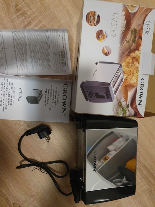 Нов тостер CROWN