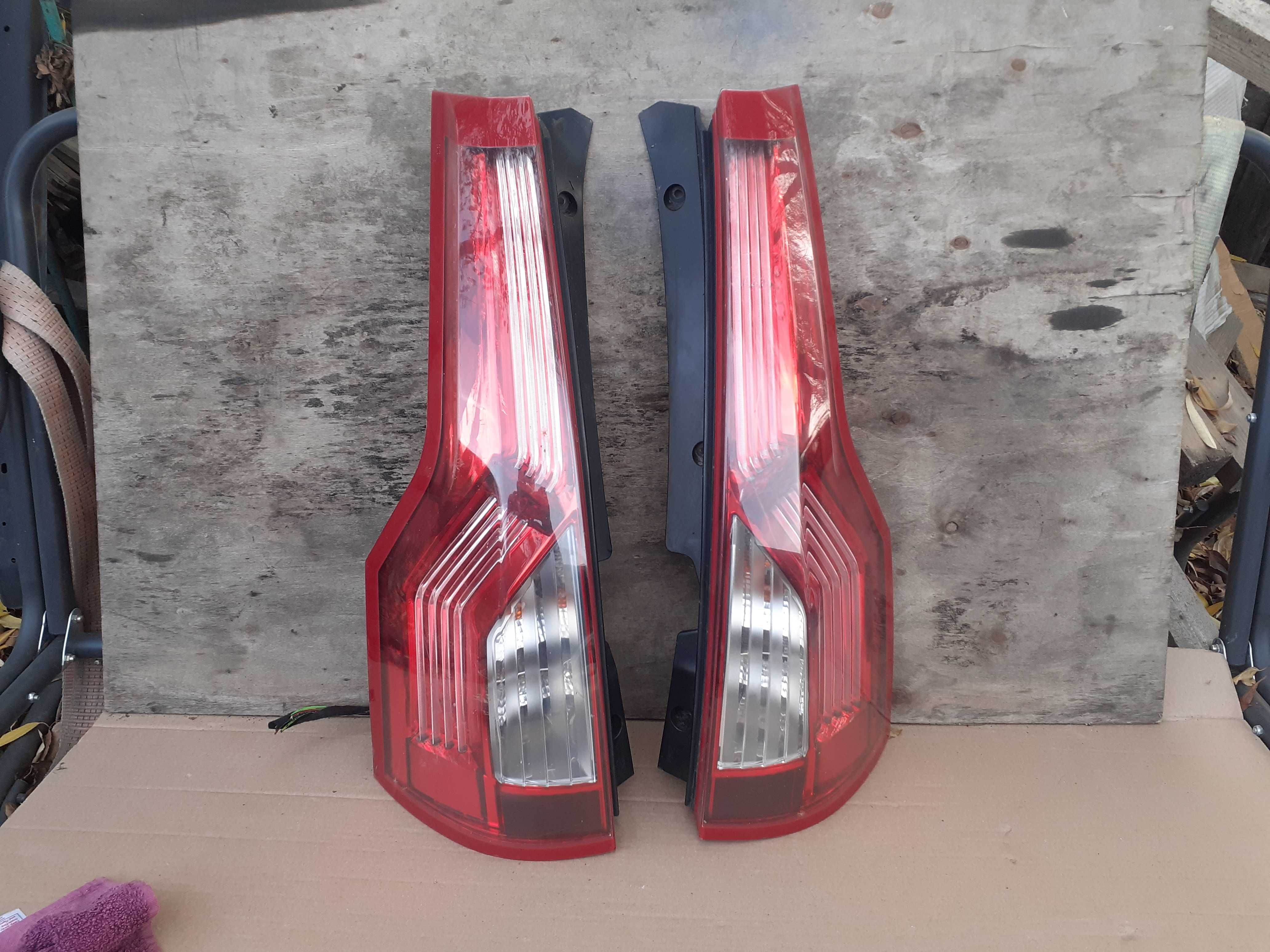 Stop stanga dreapta stopuri Lampa Tripla Citroen C4 picasso