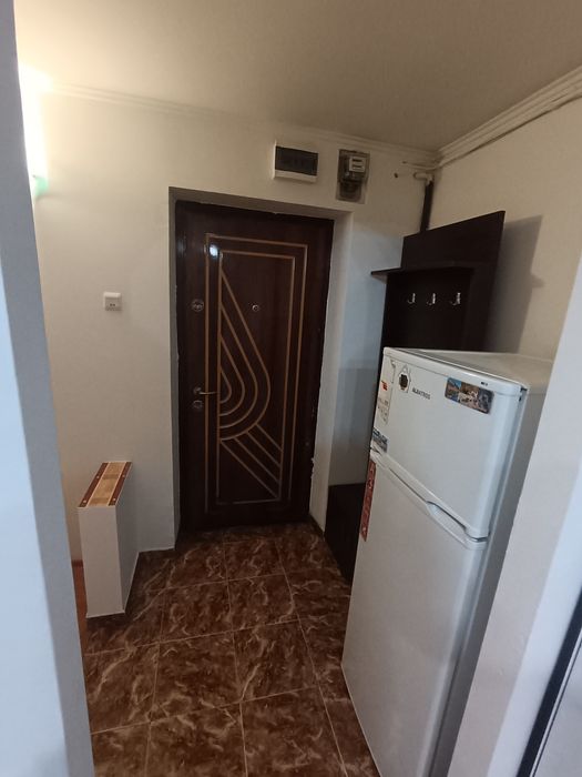 Garsoniera de închiriat