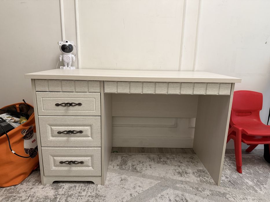 Письменный стол 127/60