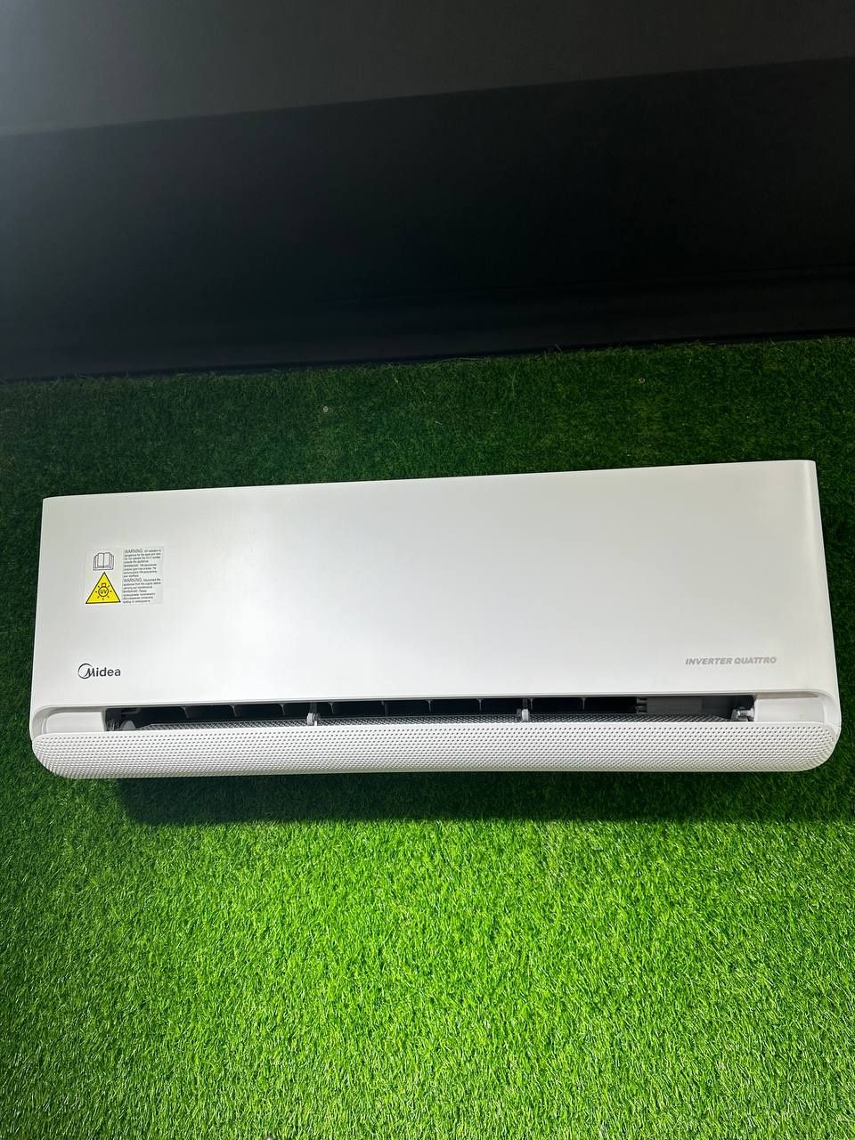 Кондиционер Midea Ultraviolet 18 invertor