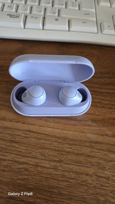 Продавам Sony WF C700N