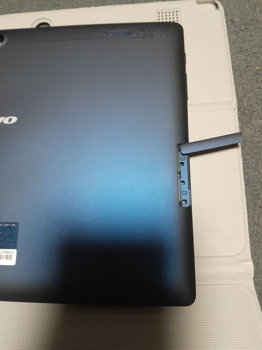 Vand tab Lenovo tab 2A10-70L cu sim
