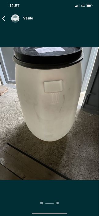 Butoi plastic cu cerc,NOU 186 Litri