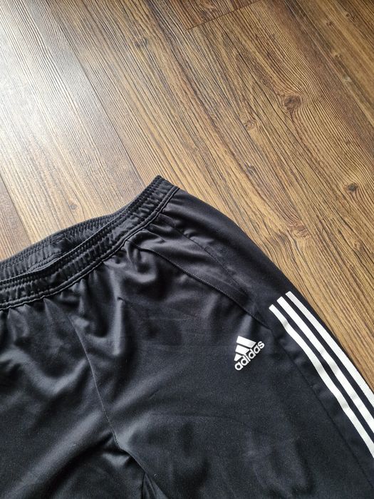 Страхотно мъжко спортно долнище ADIDAS размер XL / 2XL