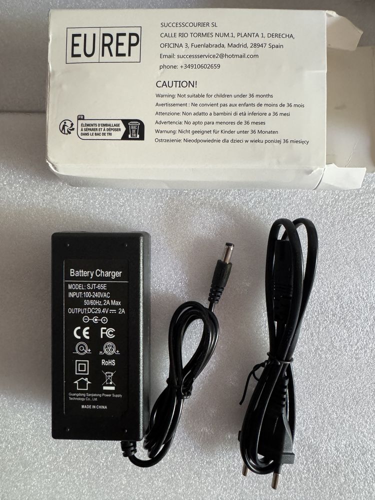Incarcator Trotinete, hoverboard,  de 29,4 V, 2A, mufa 5,5X2,1mm