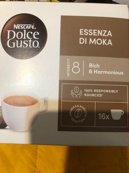 Кафемашина Dolce Gusto със 130 капсули