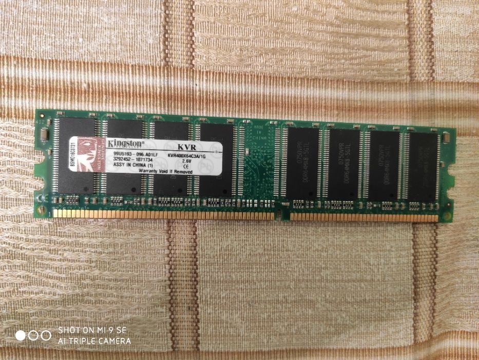 Vand 1Gb DDR1 400mhz 30Lei