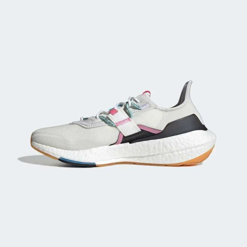 Оригинални маратонки  * ADIDAS ULTRABOOST 22 X PARLEY * EU44 2/3