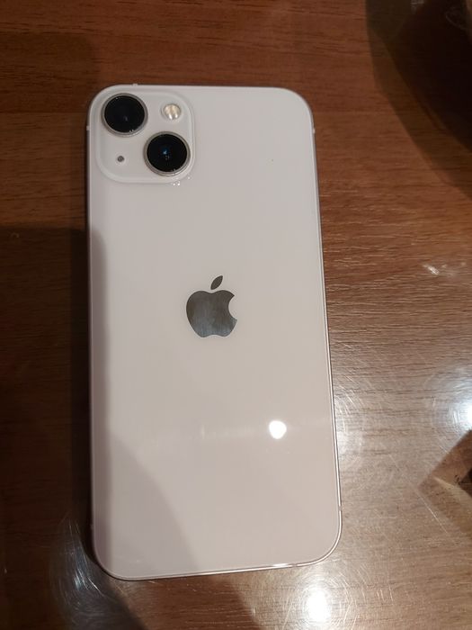 Telefon IPhone 13