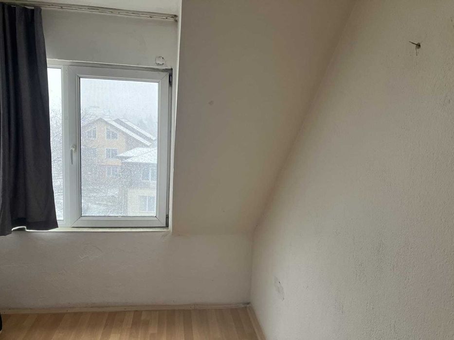 Дава се под наем Тристаен апартамент в София, Враждебна - 107 кв.м за 459 € - Снимка #2