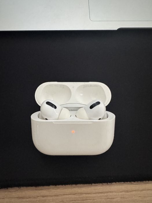 Продам наушники air pods pro