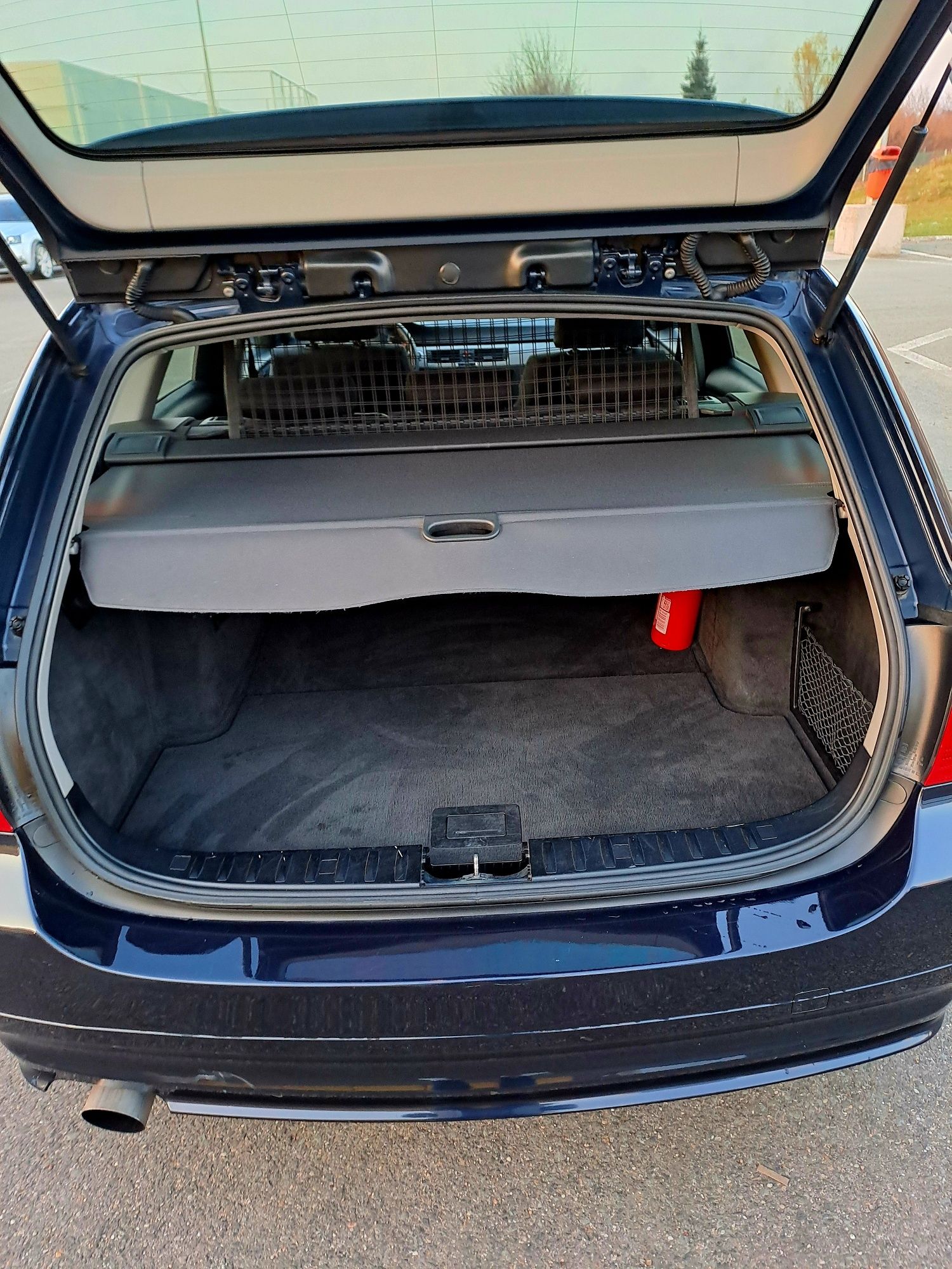 Vând BMW 320 e91