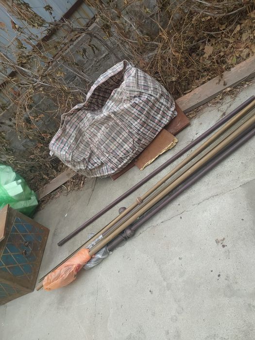 Отдам даром бу старые вещи