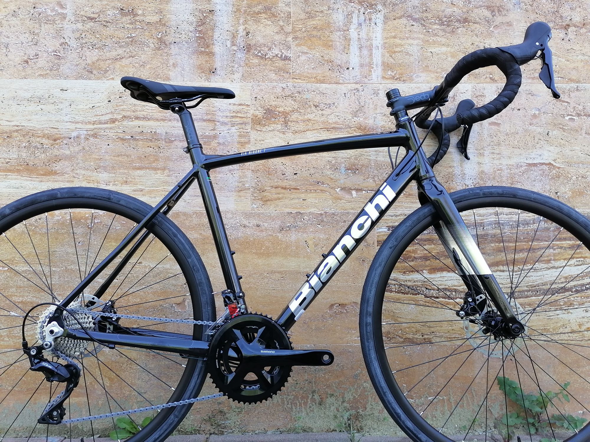 Нов Италиянски Bianchi*Груп Сет Shimano 105*2x11скорости*Рамка-57см*!!