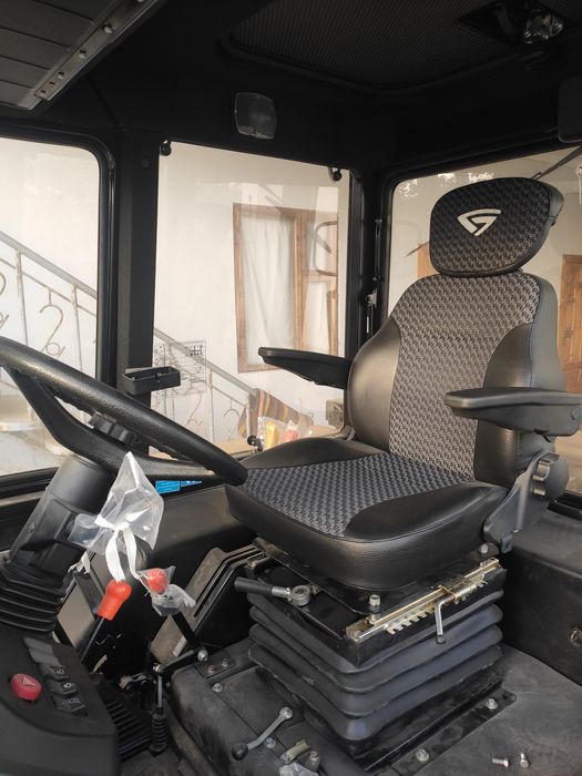 Беларус 82.1 трактор 2025