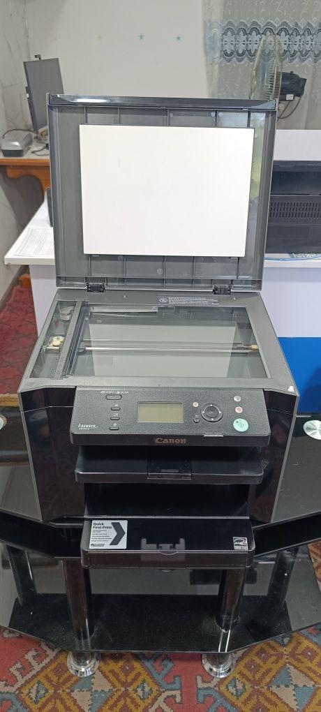 Принтер 3/1 CANON MF4410 i-sensys отлично