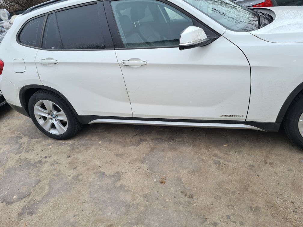 Usa fata spate bmw x1 e84 facelift