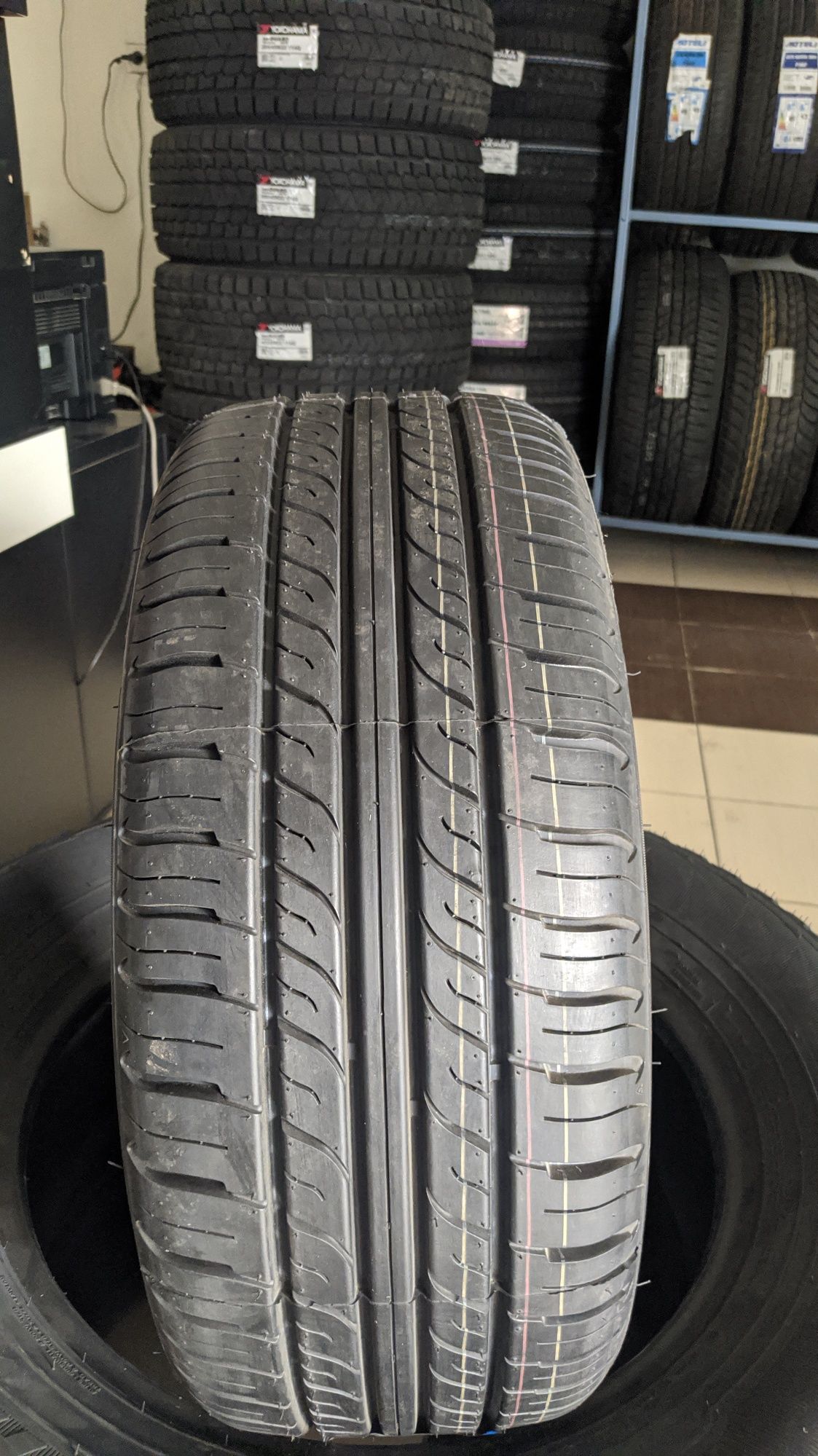 195/50R15 Triangle TR928