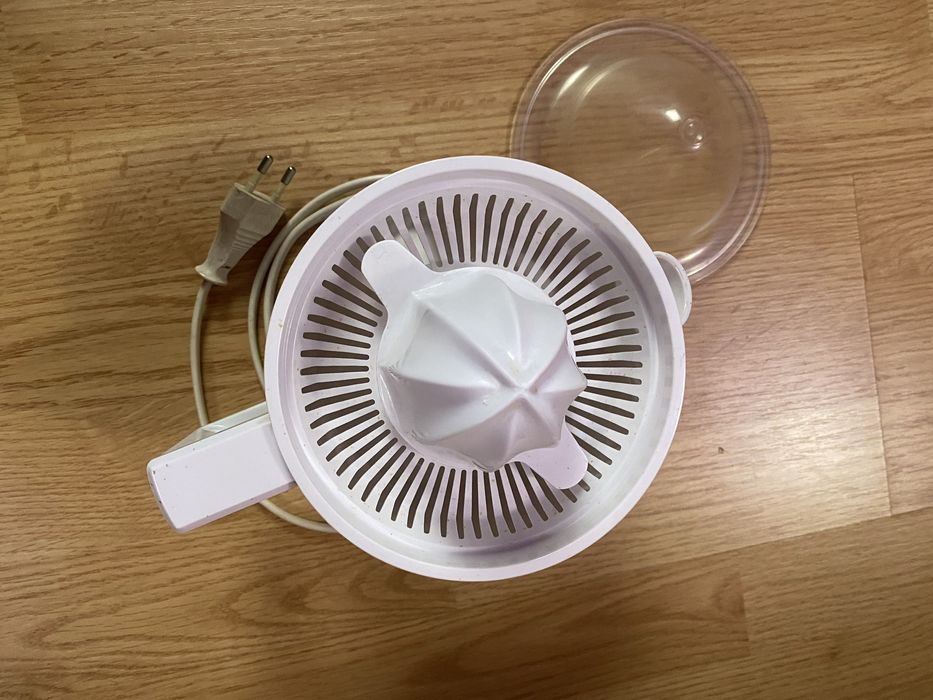 Storcator de citrice electric