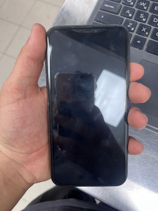 Айфон 11 64гб срочно