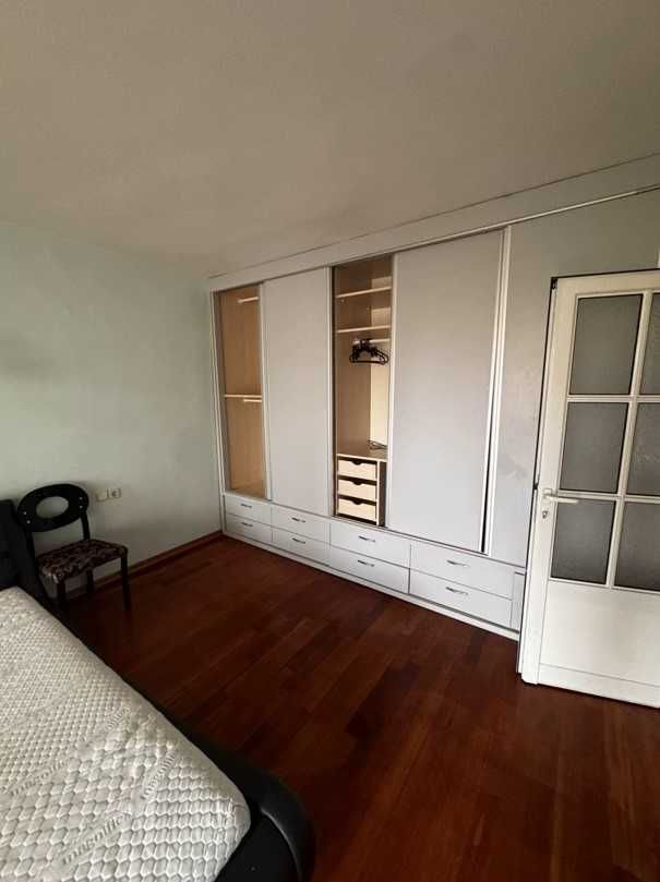 Дава се под наем Тристаен апартамент в София, Борово - 120 кв.м за 800 € - Снимка #5