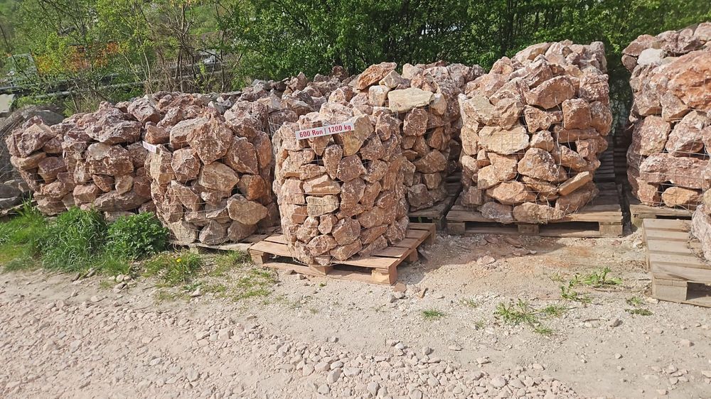 Bolovani decorativi ornamentali gradina piatra gard plasa gabioane