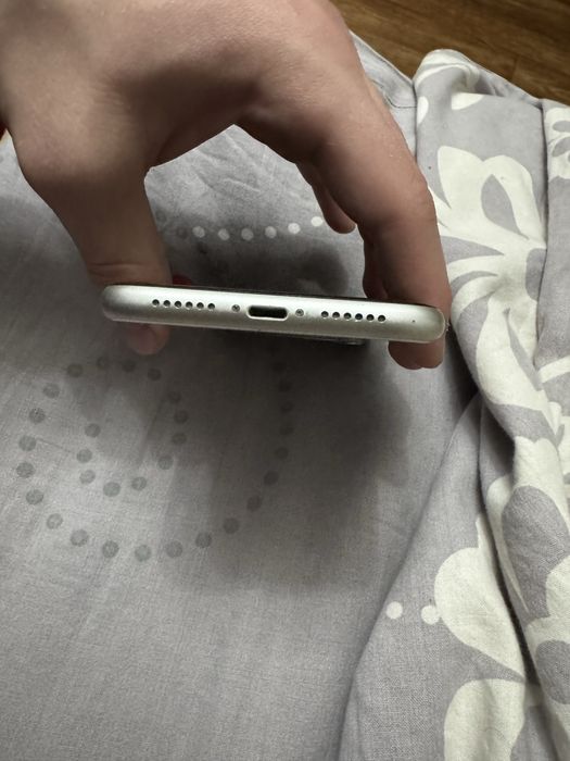 Iphone 11 64г бу
