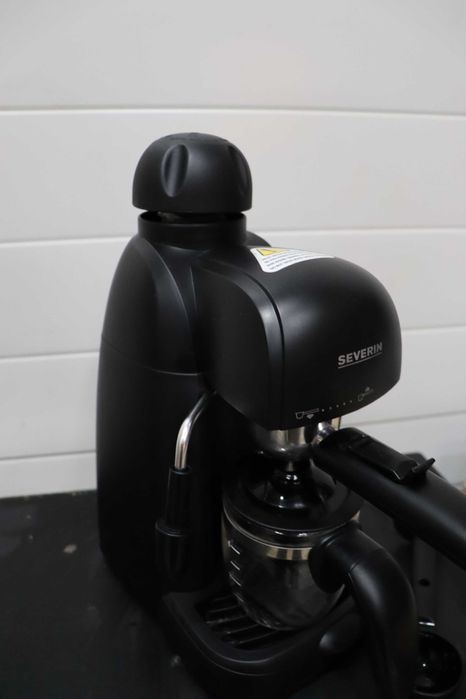 SEVERIN Кафемашина за еспресо, до 4 чаши, 3,5 бара, 0,22 л