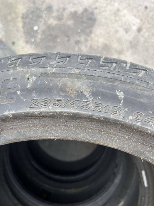 Bridgestone зимний 235/45/18