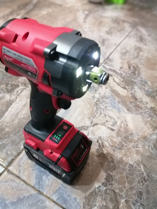 Impact insurubat milwaukee